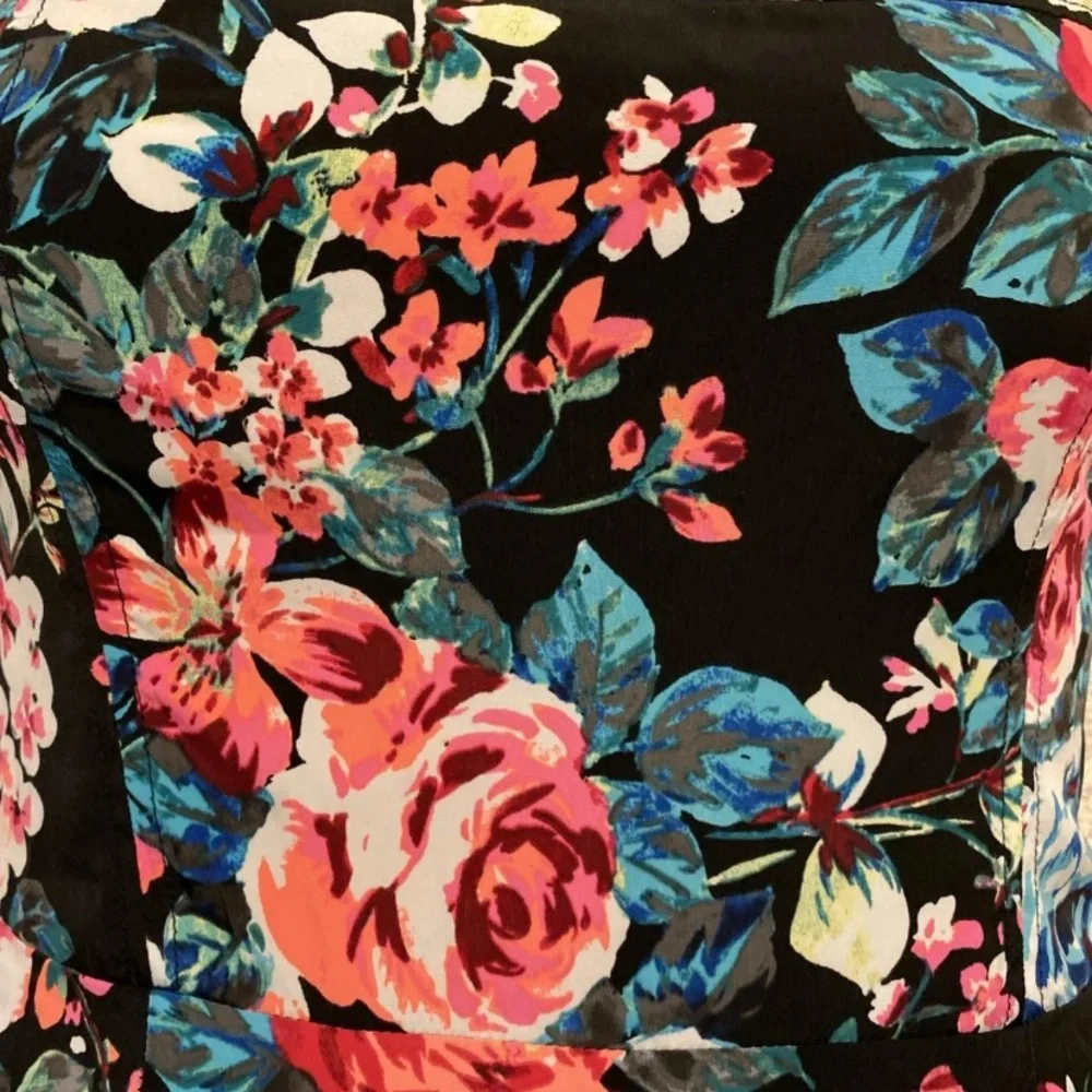 Express Strapless Dress with Floral Print - Picture 3 of 12